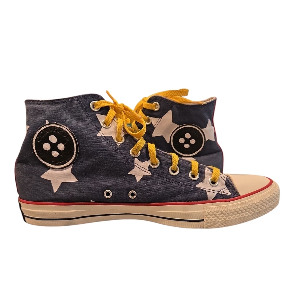 LIMITED EDITION CORALINE Converse Navy and Yellow Star Sneakers